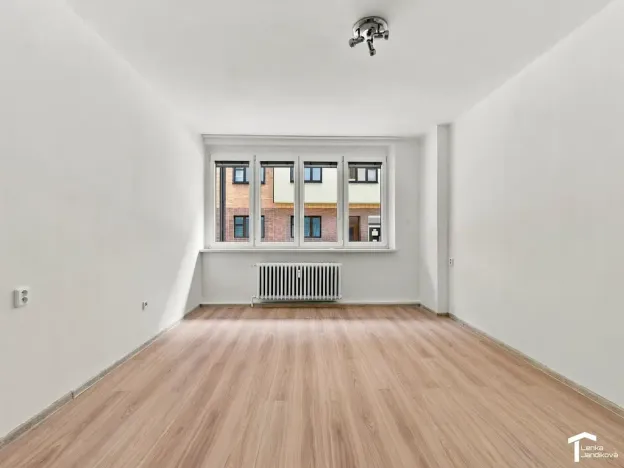 Prodej bytu 3+1, Pardubice - Zelené Předměstí, Sladkovského, 74 m2