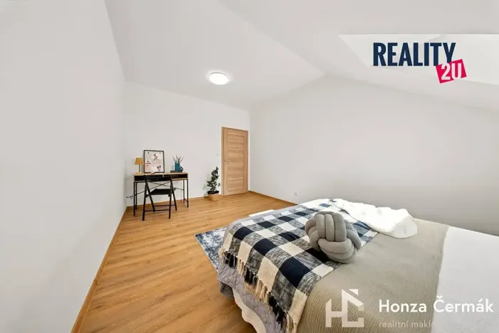 Prodej bytu 3+kk, Pohořelice, 83 m2