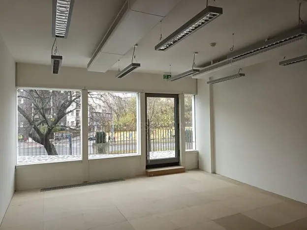 Pronájem obchodního prostoru, Praha - Nusle, Lomnického, 57 m2