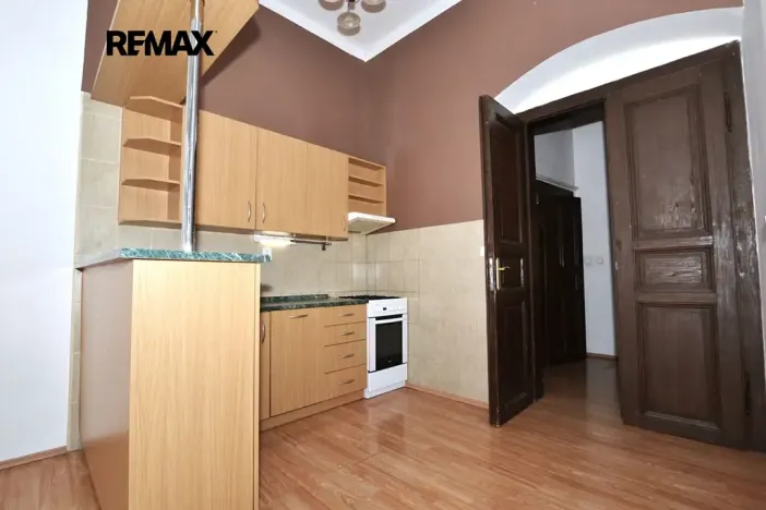 Pronájem bytu 2+kk, Plzeň, Husova, 56 m2