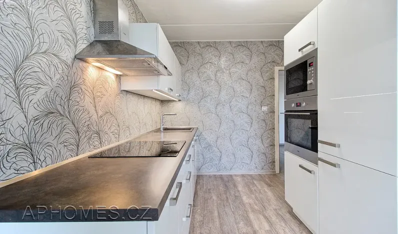 Pronájem bytu 3+1, Praha - Řepy, Mrkvičkova, 71 m2