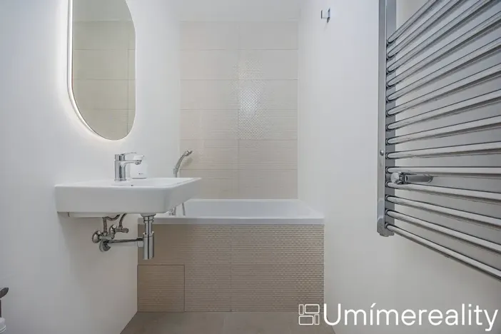 Prodej bytu 1+kk, Praha - Chodov, Valentova, 30 m2