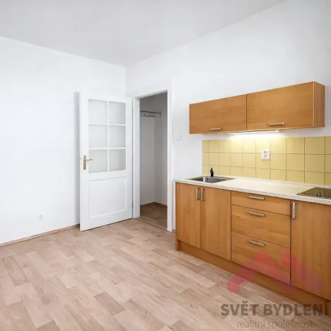 Pronájem bytu 2+kk, Praha - Řepy, Čistovická, 37 m2