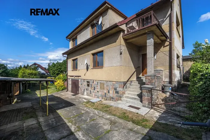 Prodej rodinného domu, Kamenice, Pražská, 182 m2