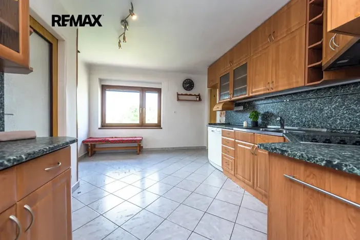 Prodej rodinného domu, Kamenice, Pražská, 182 m2