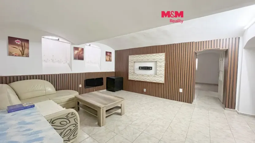 Pronájem bytu 3+1, Chomutov, Kadaňská, 91 m2