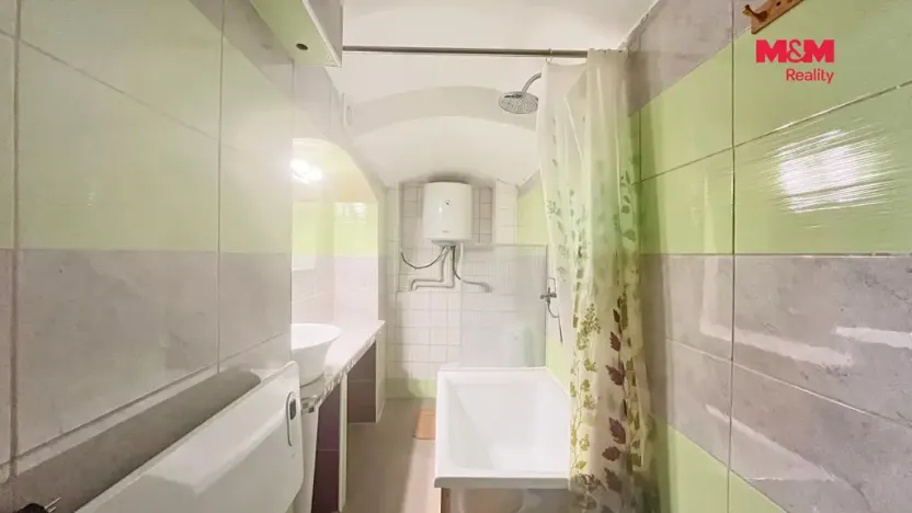 Pronájem bytu 3+1, Chomutov, Kadaňská, 91 m2