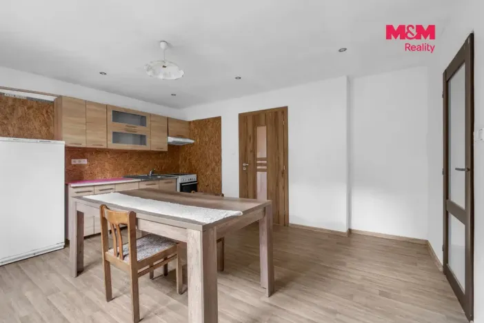 Prodej rodinného domu, Luže - Bělá, 220 m2