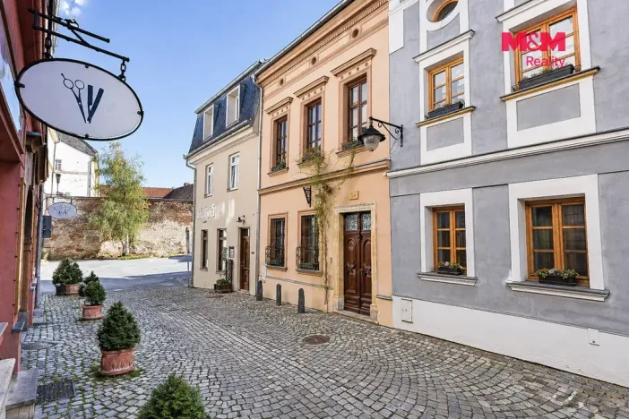 Prodej rodinného domu, Olomouc, Šemberova, 420 m2