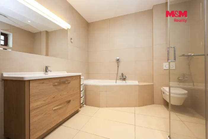 Prodej rodinného domu, Olomouc, Šemberova, 420 m2