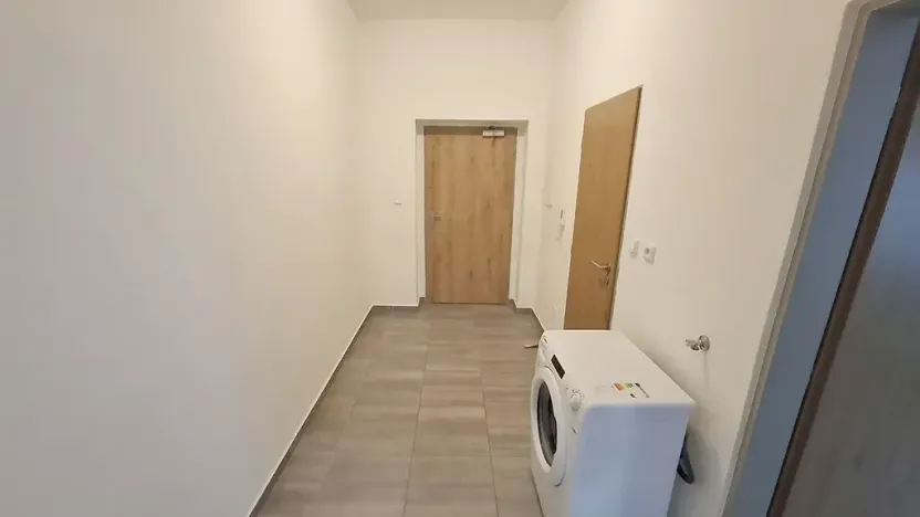 Pronájem bytu 2+kk, Jihlava, Hálkova, 46 m2