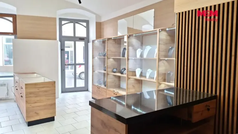 Pronájem obchodního prostoru, Česká Lípa, Jindřicha z Lipé, 35 m2