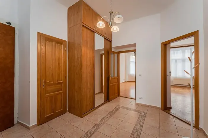 Pronájem bytu 3+1, Praha - Staré Město, Bílkova, 94 m2