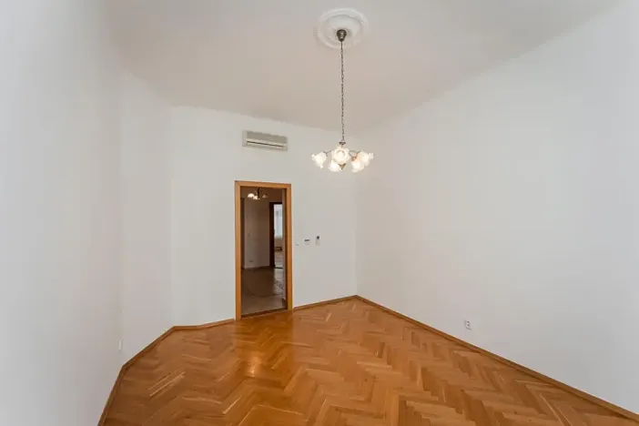 Pronájem bytu 3+1, Praha - Staré Město, Bílkova, 94 m2