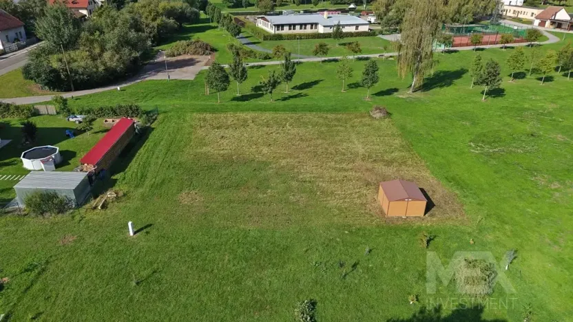 Prodej pozemku pro bydlení, Sadová, 999 m2