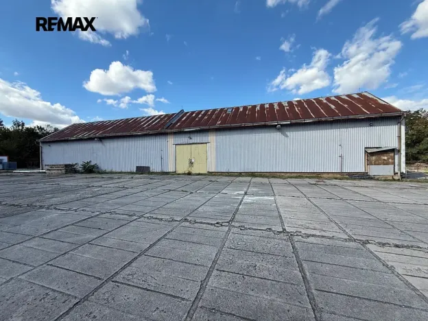 Pronájem skladu, Veleň, K Cihelně, 1 m2