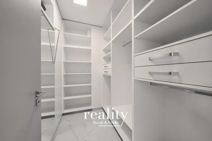 Pronájem bytu 4+kk, Jihlava, Vrchlického, 127 m2