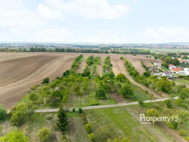 Prodej zahrady, Prace, 832 m2