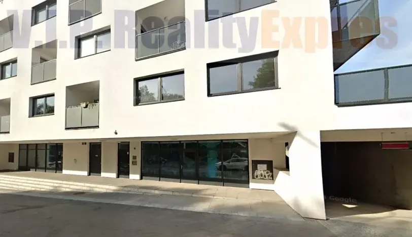 Prodej obchodního prostoru, Praha, Spojovací, 173 m2