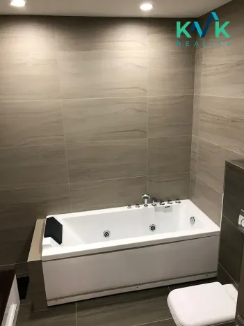 Pronájem bytu 1+kk, Karlovy Vary, Mattoniho nábřeží, 47 m2