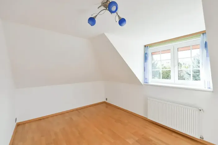 Pronájem rodinného domu, Praha - Štěrboholy, K valu, 220 m2