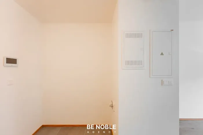 Prodej bytu 1+kk, Praha - Libeň, Zenklova, 29 m2