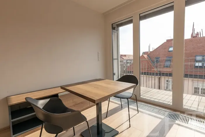 Pronájem bytu 1+kk, Praha - Holešovice, V háji, 34 m2