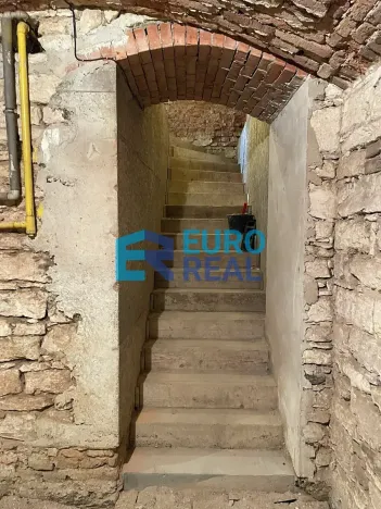 Pronájem - jiné, Praha - Vinohrady, Máchova, 61 m2