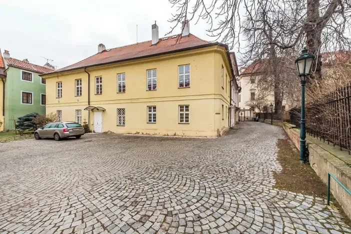Prodej bytu 2+kk, Praha - Malá Strana, Nosticova, 67 m2