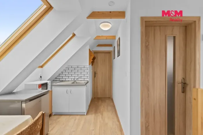Prodej zemědělské usedlosti, Jarpice, 380 m2