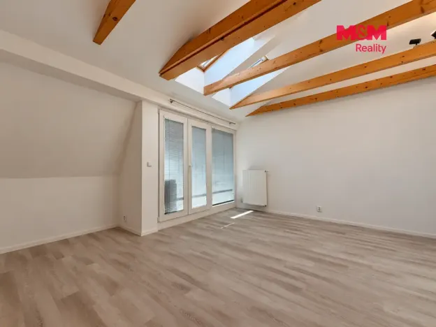 Pronájem bytu 2+1, Kladno, Osvoboz. pol. vězňů, 53 m2