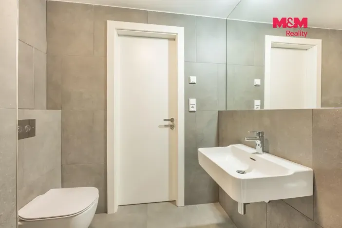 Pronájem bytu 1+kk, Praha - Michle, Hodonínská, 34 m2