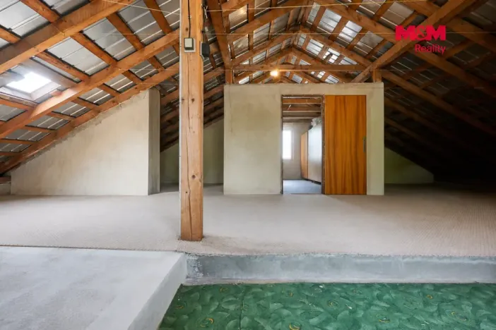 Prodej rodinného domu, Březnice, 260 m2