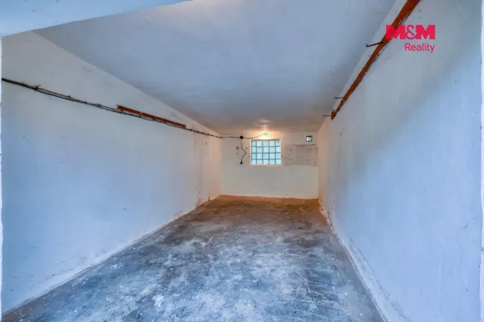 Pronájem garáže, Dobřany, 20 m2