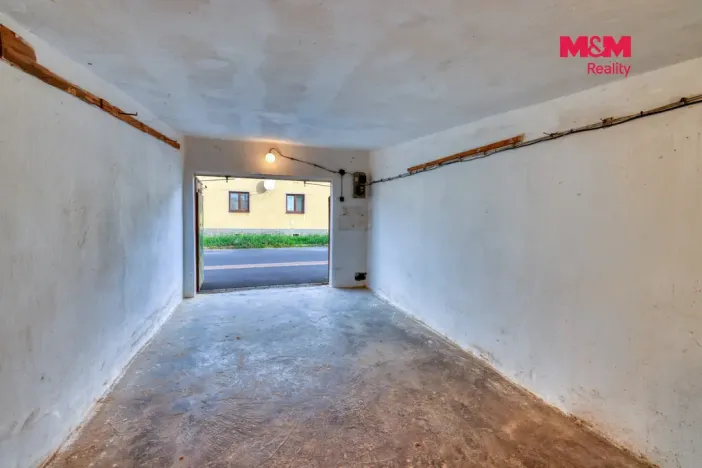 Pronájem garáže, Dobřany, 20 m2