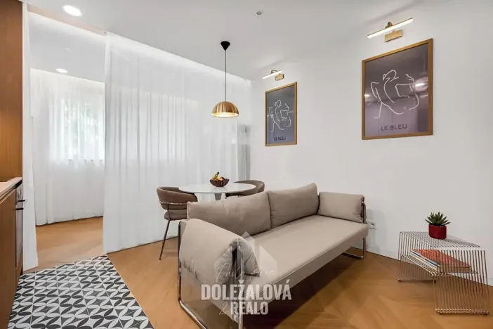 Prodej bytu 2+kk, Praha - Břevnov, Patočkova, 33 m2