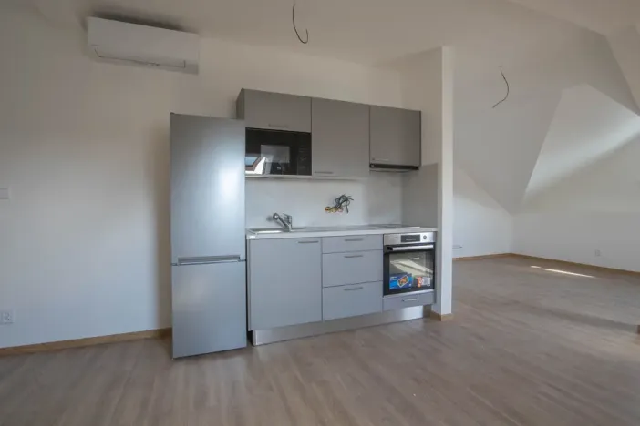 Pronájem bytu 1+kk, Říčany, 17. listopadu, 63 m2