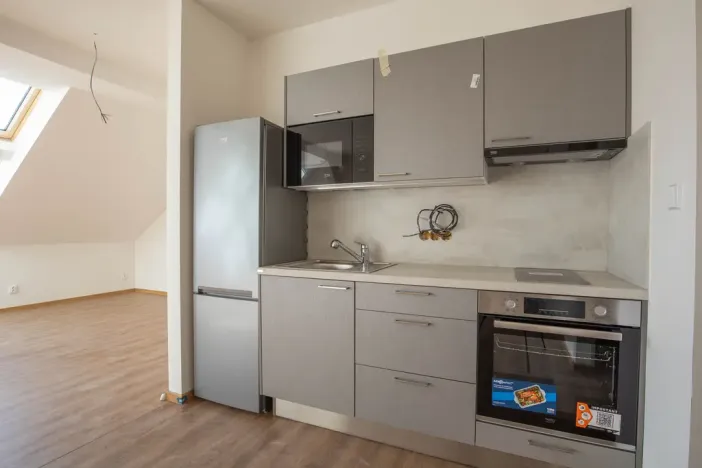 Pronájem kanceláře, Říčany, 17. listopadu, 63 m2