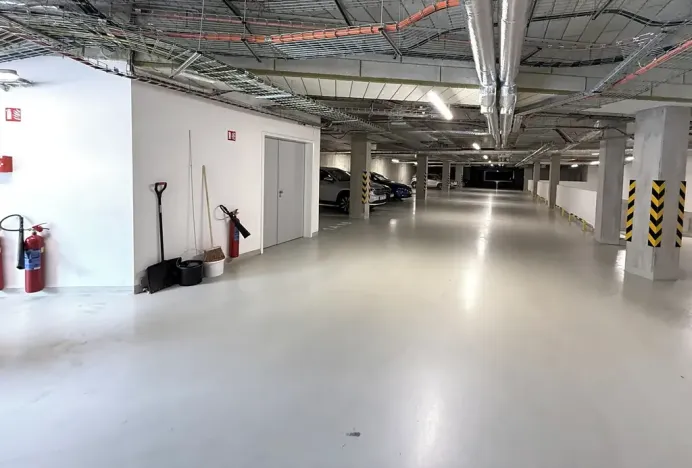 Pronájem garáže, Brno, třída Generála Píky, 12 m2