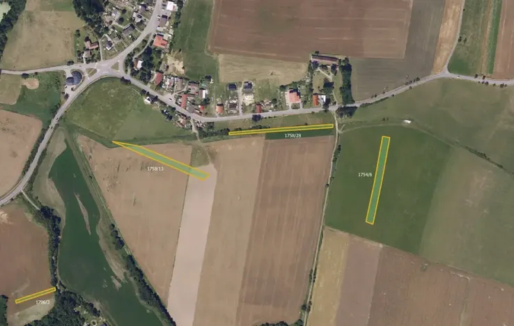 Prodej pole, Tisovec, 8241 m2