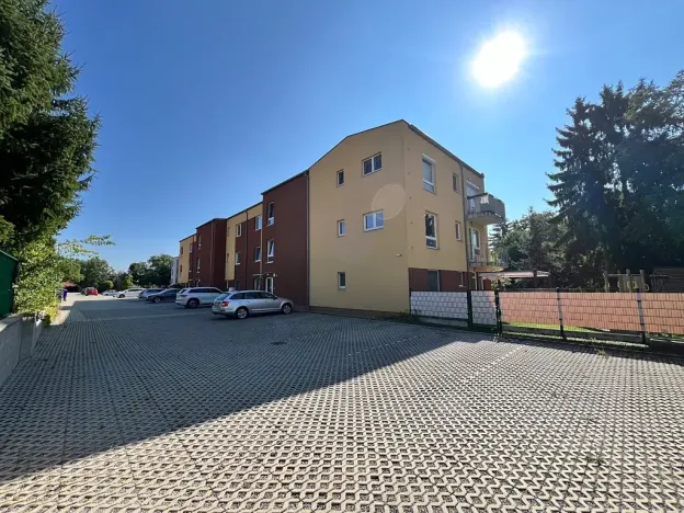 Prodej bytu 2+kk, Horoměřice, Holubova, 56 m2