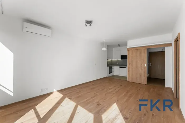 Pronájem bytu 2+kk, Praha - Hloubětín, K náhonu, 47 m2