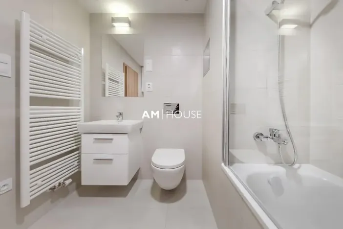 Pronájem bytu 2+kk, Praha - Strašnice, Zvěřinova, 61 m2