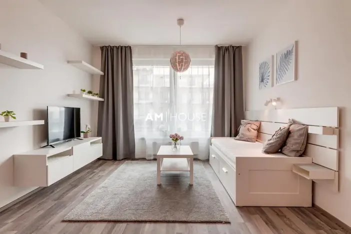 Pronájem bytu 1+kk, Praha - Vysočany, Vysočanská, 32 m2