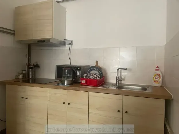 Pronájem pokoje, Praha - Smíchov, 16 m2