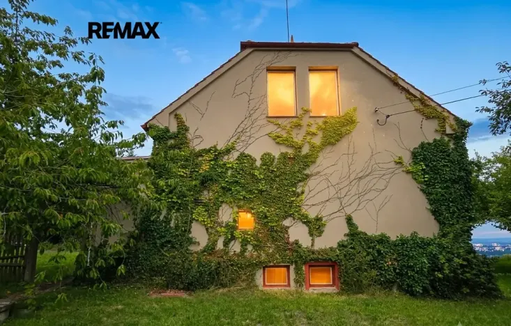 Prodej rodinného domu, Běleč, 200 m2