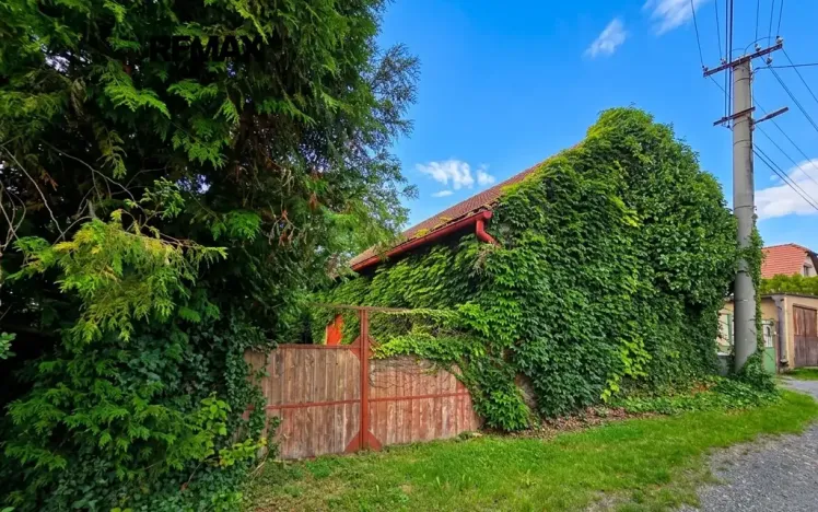 Prodej rodinného domu, Běleč, 200 m2