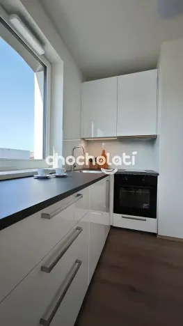 Pronájem bytu 1+kk, Pardubice, Nová Tesla, 27 m2