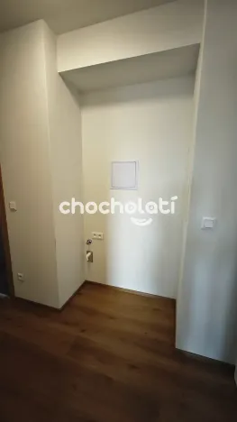Pronájem bytu 1+kk, Pardubice, Nová Tesla, 27 m2