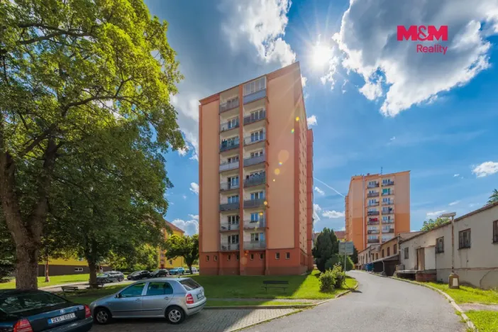 Prodej bytu 2+1, Kynšperk nad Ohří, náměstí SNP, 46 m2